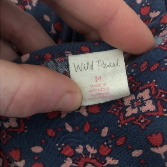 Wild Pearl Romper Size Medium - Picture 6 of 10